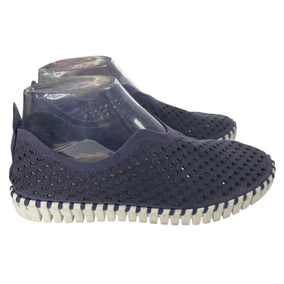 Ilse Jacobsen Hornbaek Women's Tulip 139 Blue Laser Cut Flats EU 38/US 7-7.5 EUC - Picture 1 of 8